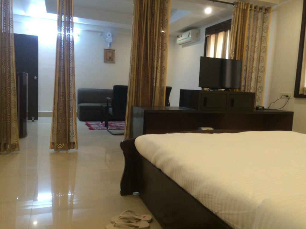 Hotel Rasoi Inn Bilāspur Zimmer foto